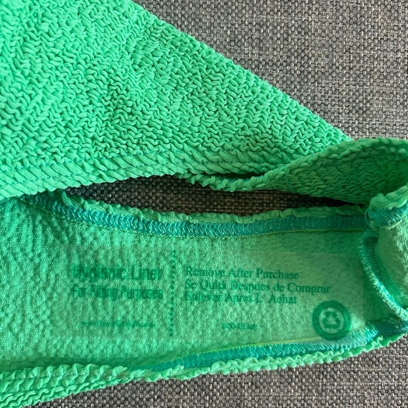 Bond Eye Swim Rico asymmetric one shoulder Cutout Swimsuit one Piece Green - Picture 15 of 16